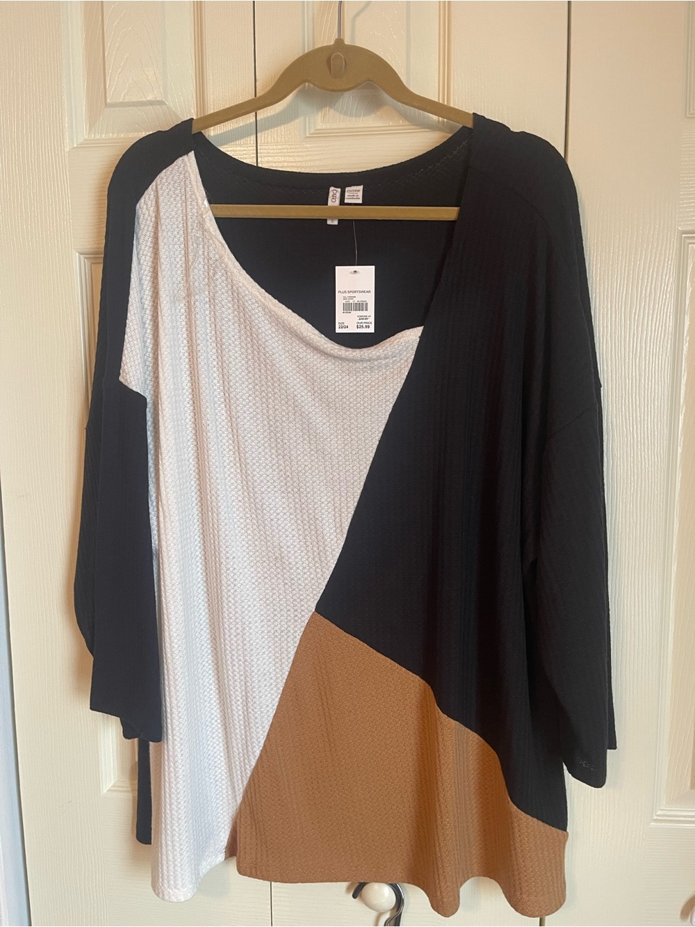Cato Colorblock Tunic Top in Black, White & Brown